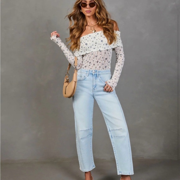 Denim - High Rise Barrel Light Blue Women's Jeans